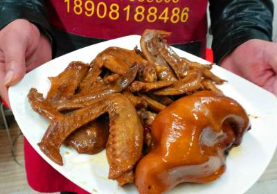 小吃創(chuàng)業(yè) 小成本飲食打開(kāi)你的財(cái)富大門