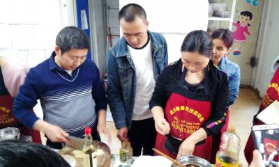 成都冒菜培訓(xùn)：如何經(jīng)營好一家冒菜店呢？