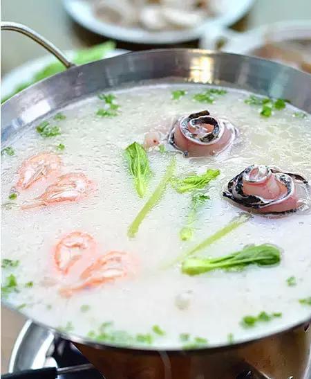 秋天到了，學(xué)學(xué)這5款火鍋湯底的做法吧！