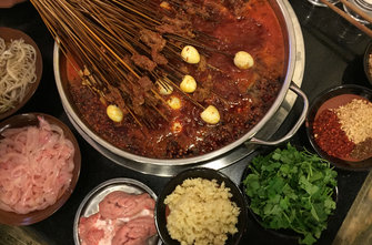 串串香做法配方，串串香培訓(xùn)哪個好，學做串串香技術(shù)