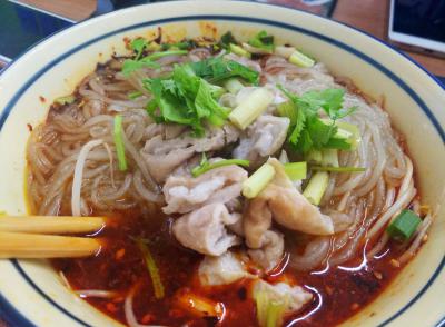 肥腸粉培訓(xùn)哪家味道好？自制紅薯粉不斷條不膩湯