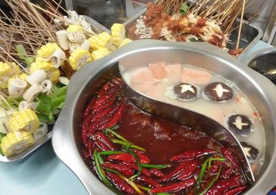 成都正宗串串香技術(shù)培訓(xùn)哪家好？多種材料進(jìn)行調(diào)配