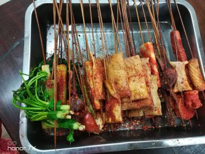 成都油炸串串技術(shù)培訓(xùn)哪里教的好？各種食材腌制方法