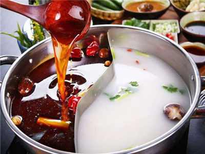 四川火鍋技術(shù)培訓(xùn)哪里好？重點學(xué)掌握麻辣湯底