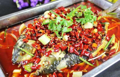 成都哪里學(xué)正宗烤魚(yú)技術(shù)做法？學(xué)習(xí)期間實(shí)際操作