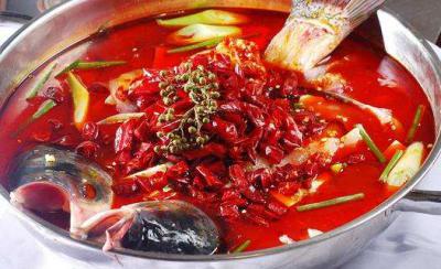四川魚火鍋技術(shù)培訓(xùn)多少錢？炒制火鍋魚底料的做法