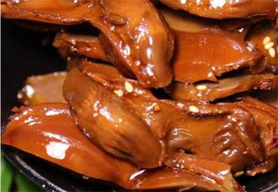 成都現(xiàn)撈鹵菜技術(shù)培訓哪里正宗？餐飲小吃培訓公司