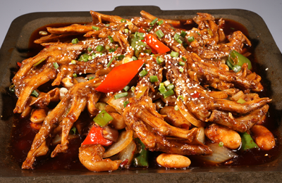 成都哪里有干鍋技術(shù)培訓(xùn)學(xué)校？食材加工及搭配技巧