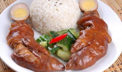 快餐豬腳飯技能做法哪里專業(yè)？餐飲培訓(xùn)機(jī)構(gòu)