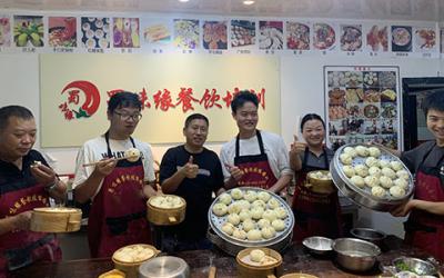 想學(xué)包子早餐技術(shù)哪里可以學(xué)？