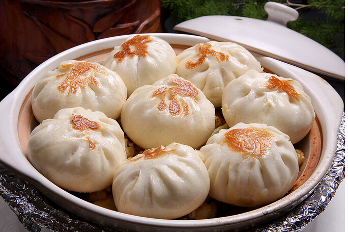 學(xué)小吃培訓(xùn)學(xué)校哪家好？小吃技術(shù)培訓(xùn)多少錢？