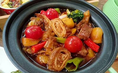 成都砂鍋燒菜培訓(xùn)學(xué)校哪里好？