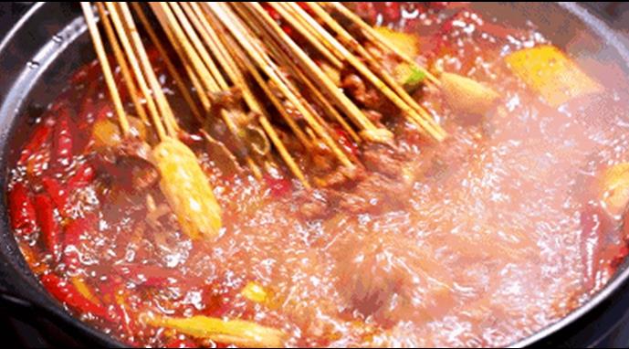 串串香培訓(xùn)一般學(xué)費多少？成都冷鍋串串培訓(xùn)哪里好？