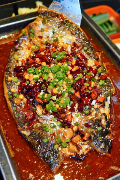 萬(wàn)州烤魚技術(shù)培訓(xùn)哪里正規(guī)？培訓(xùn)成都串串香多少錢？