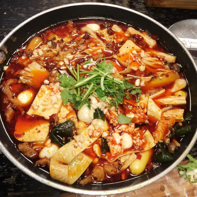 冒菜技術(shù)培訓(xùn)哪里好一點(diǎn)？成都冒菜培訓(xùn)選擇指南
