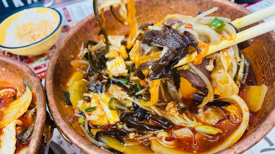 重慶火鍋冒菜培訓(xùn)學(xué)校哪家好？重慶冒菜培訓(xùn)中心