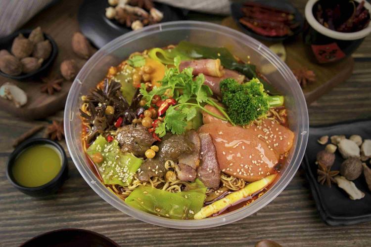 哪里有冒菜技術(shù)培訓(xùn)？冒菜培訓(xùn)費(fèi)用解析