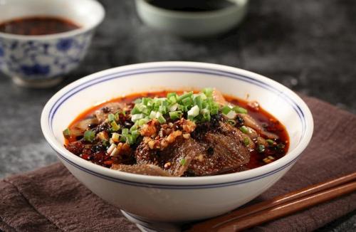 冒菜技術(shù)培訓(xùn)哪里好一點？成都蜀味緣冒菜培訓(xùn)