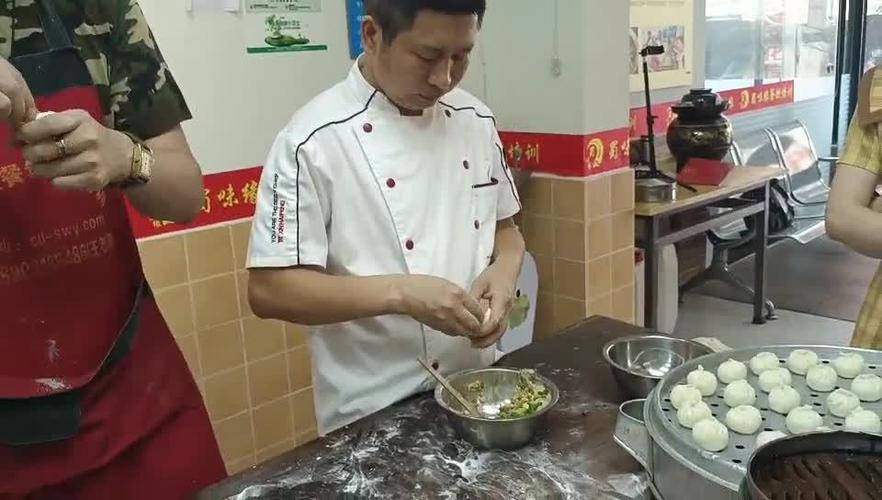 成都包子技術(shù)培訓(xùn)哪家強(qiáng)？飄緣早餐技術(shù)培訓(xùn)學(xué)員口碑與課程解析